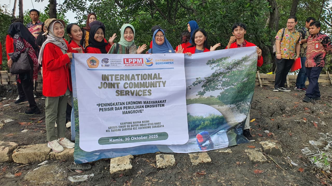 Untag Surabaya Gelar Pengabdian Masyarakat Internasional di Kampung Warna-Warni Asemrowo